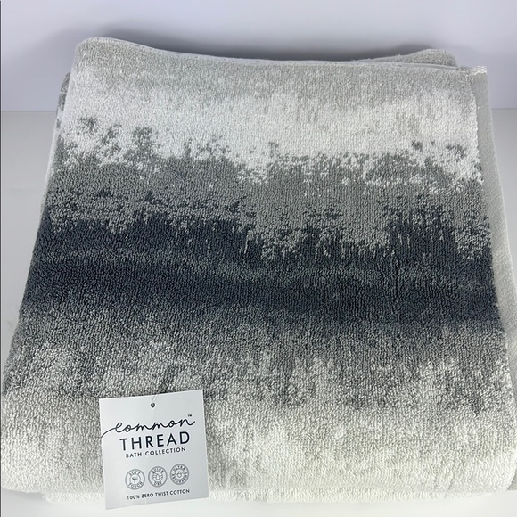 Common Thread Bath Towel Set Gray White Abstract Pattern 100% Cotton 2 pc NEW - Picture 3 of 9